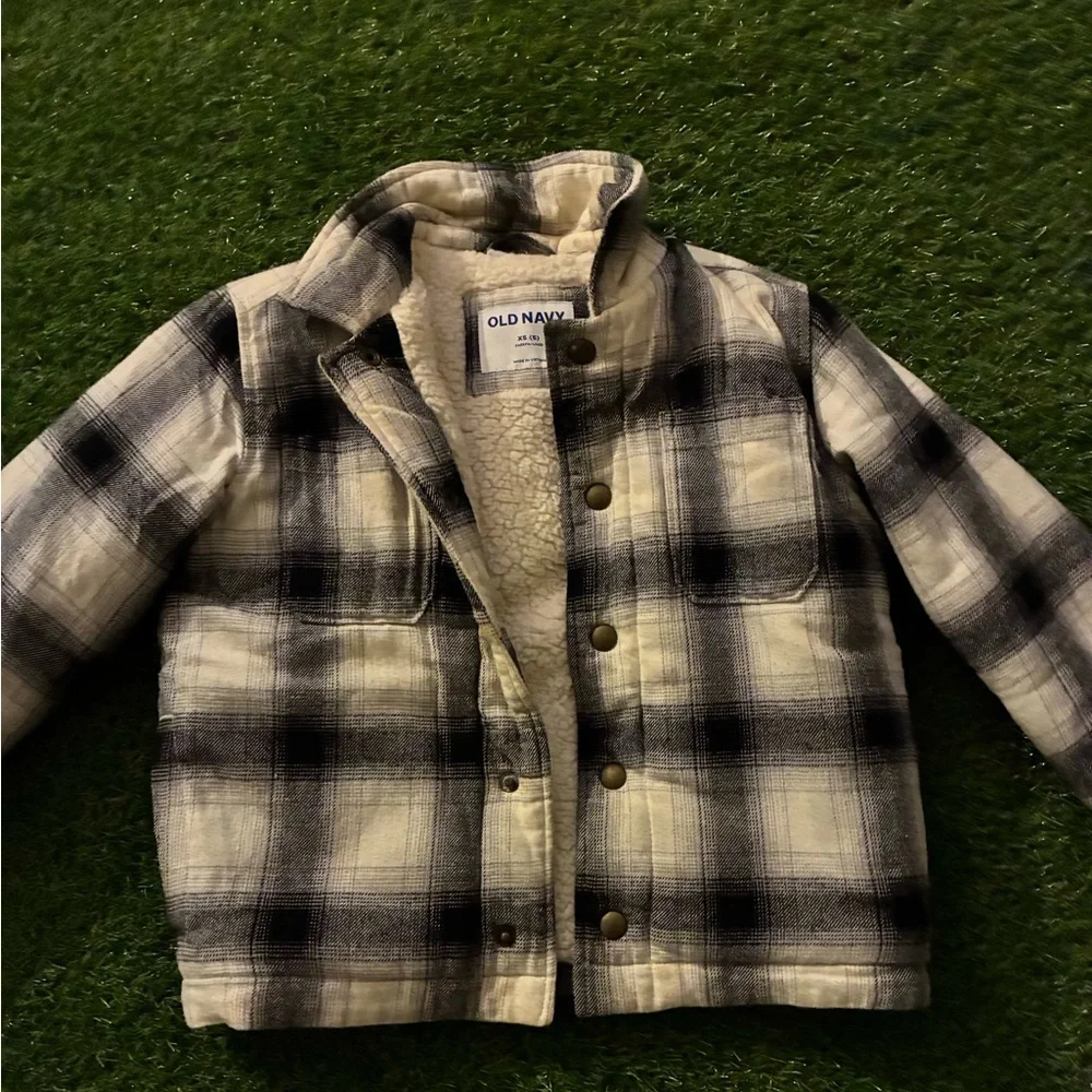 Old Navy Black and Cream Checkered Jacket